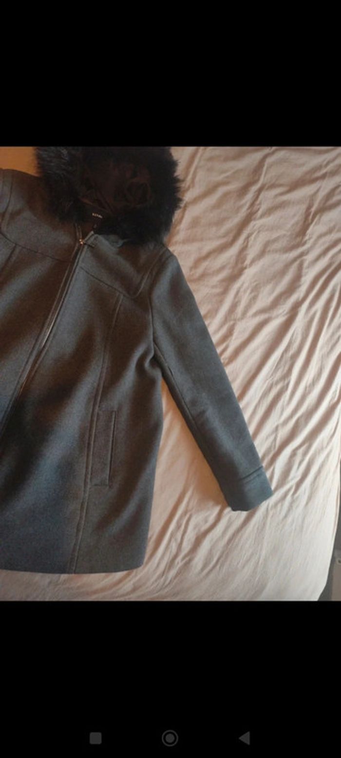 Manteau femme hiver doublé évasé ample avec poche et capuche gris marque Kiabi taille 44 - photo numéro 4