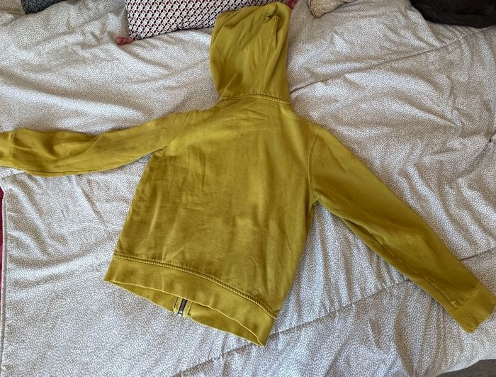 Pull/ Gillet timberland moutarde 10 ans - photo numéro 4