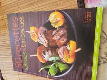 50 recettes salades et barbecues