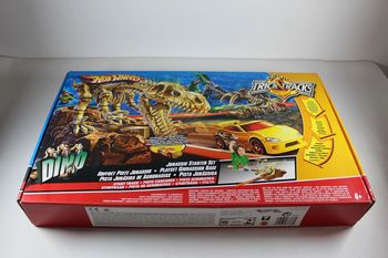 Hot Wheels Dino Trick Tracks avec Voiture Dino