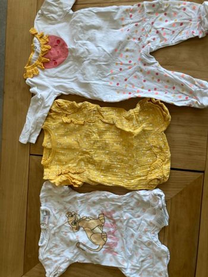 Lots vêtements fille été 6 mois - photo numéro 8