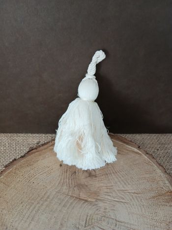 Pompon blanc crème