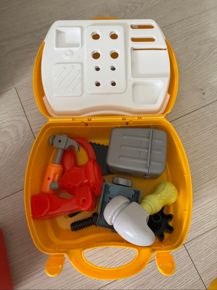 🪛lot bricolage avec établi - enfants - très bon état - ecoiffier - photo numéro 9