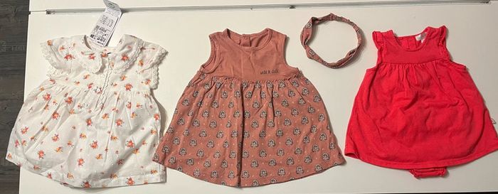 Lot de robes 3M