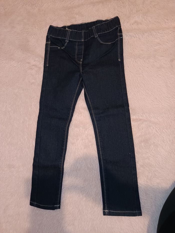 Lot 5 ans fille - photo numéro 4