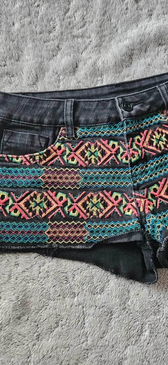 Short jeans - photo numéro 3