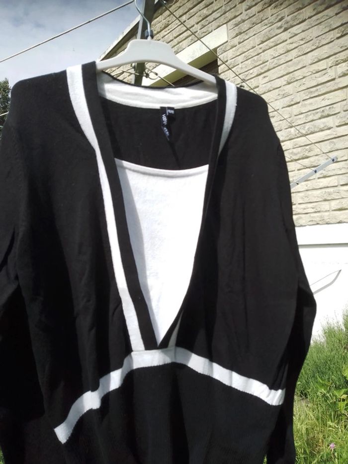 Pull blanc et noir femme - photo numéro 2