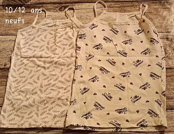 2 débardeurs neufs