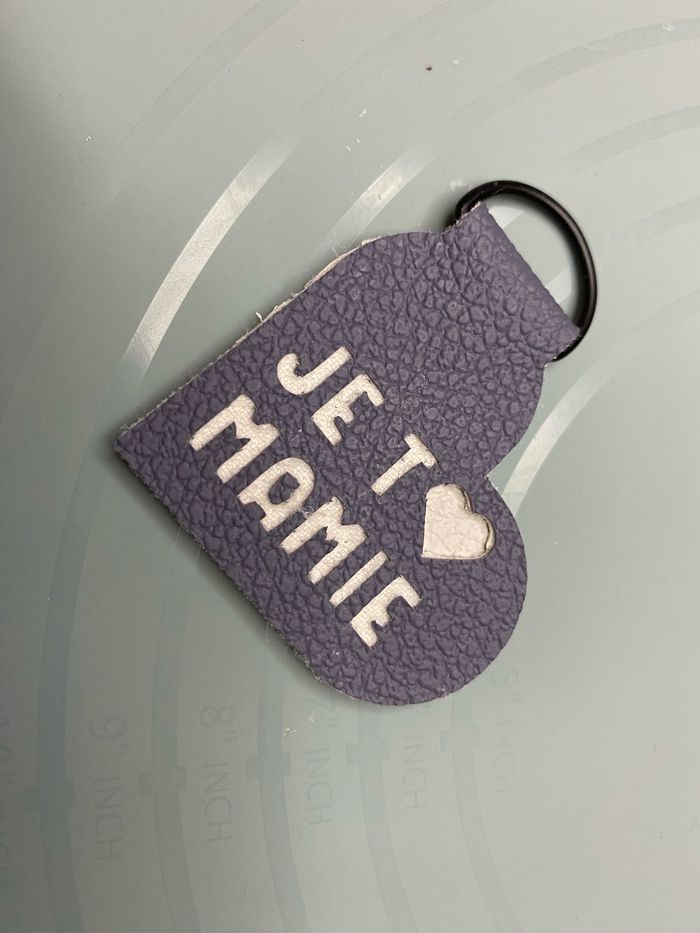 Porte clé coeur simili cuir fête des grands mères
