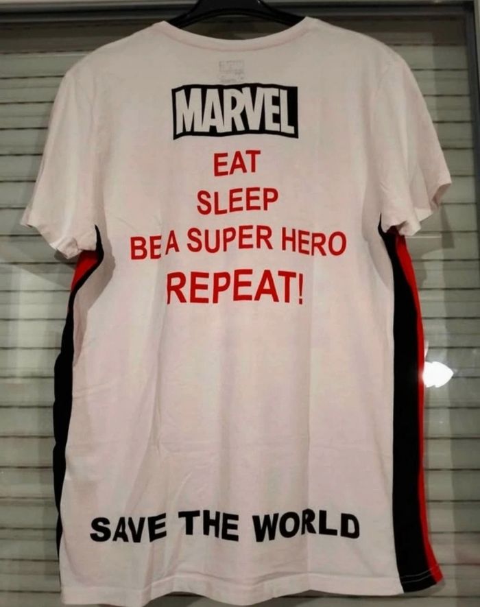 T-shirt xl neuf Marvel - photo numéro 3