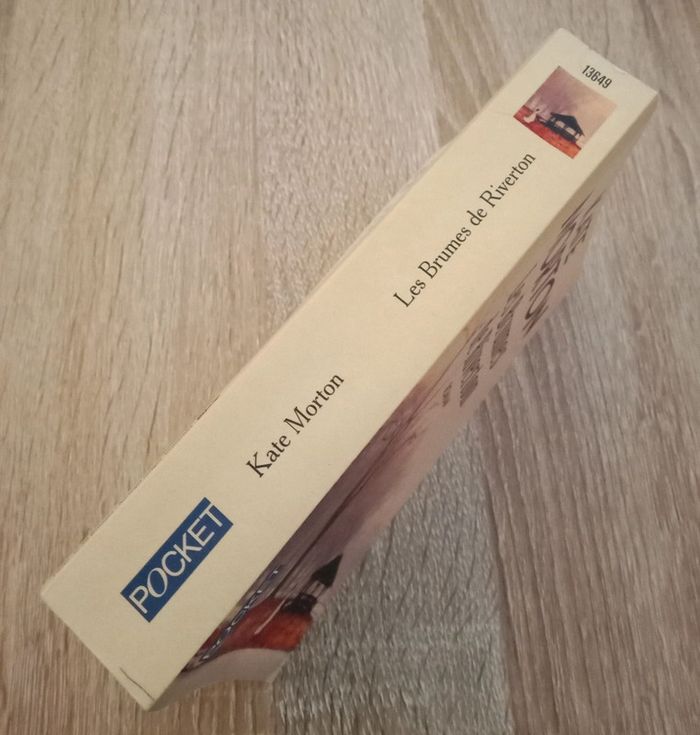 Kate Morton 🪅 Les brumes de Riverton - photo numéro 3