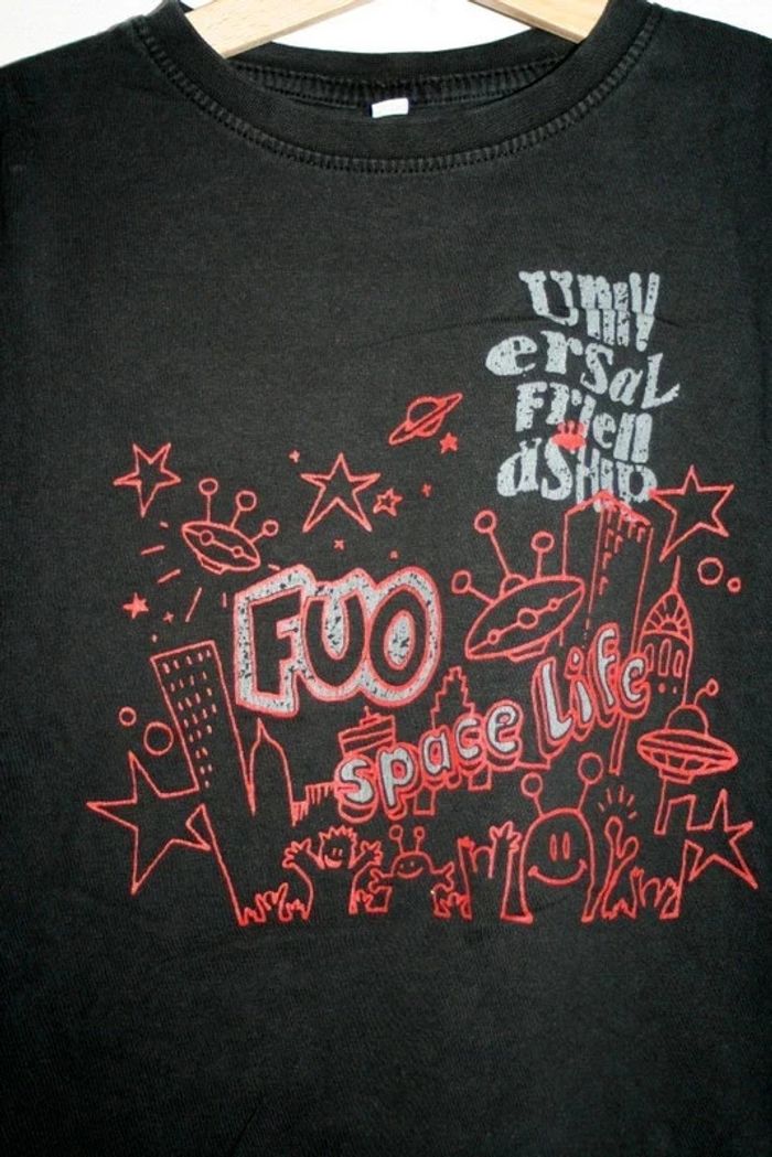 Tee shirt noir manches longues - photo numéro 2