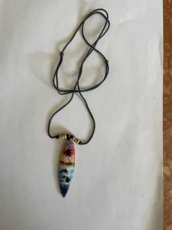 Collier planche de surf