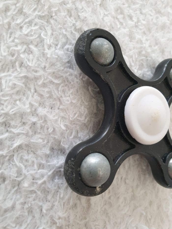 Hand spinner noir - photo numéro 3