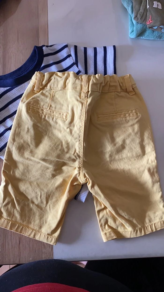 Ensemble bermuda t-shirt primark 18/24mois - photo numéro 3