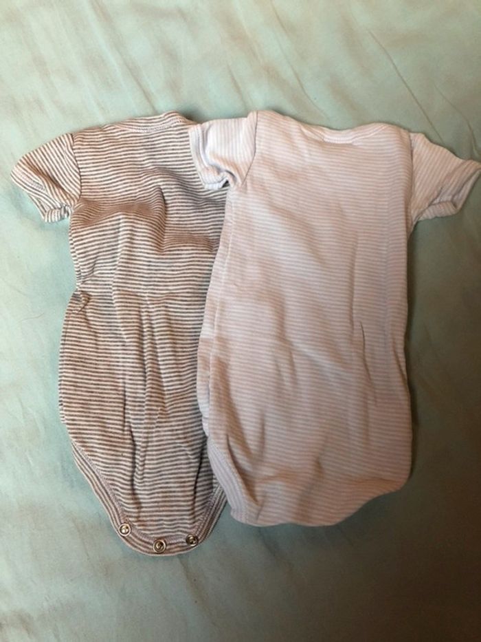 Lot de 2 bodies manches courtes - photo numéro 2