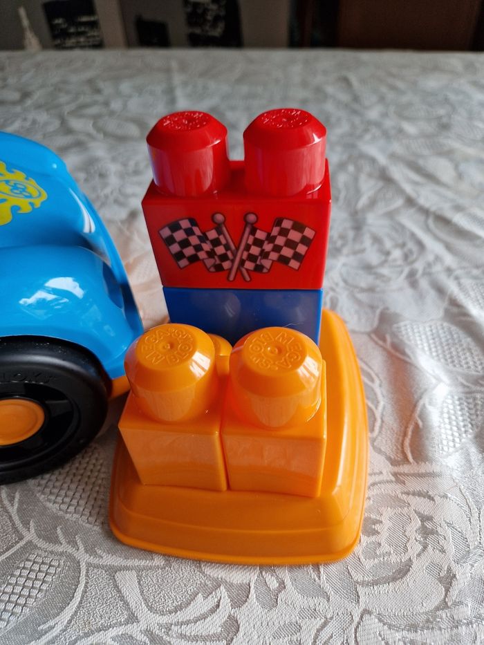 Grosse voiture bleue Megabloks - photo numéro 7