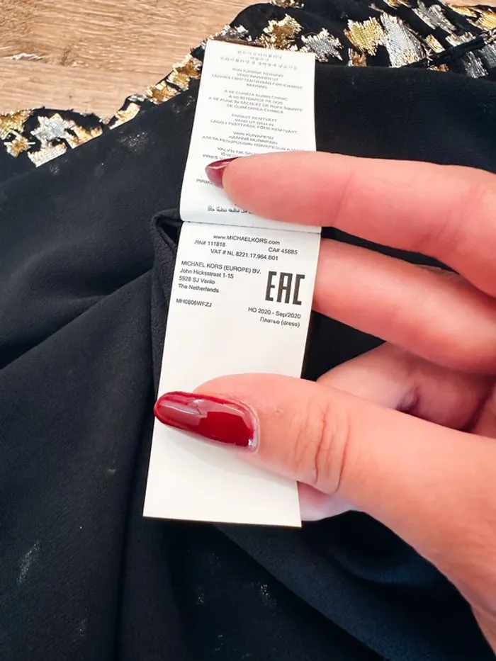 Robe Michael Kors dorée, argentée et noire taille 36 - photo numéro 5