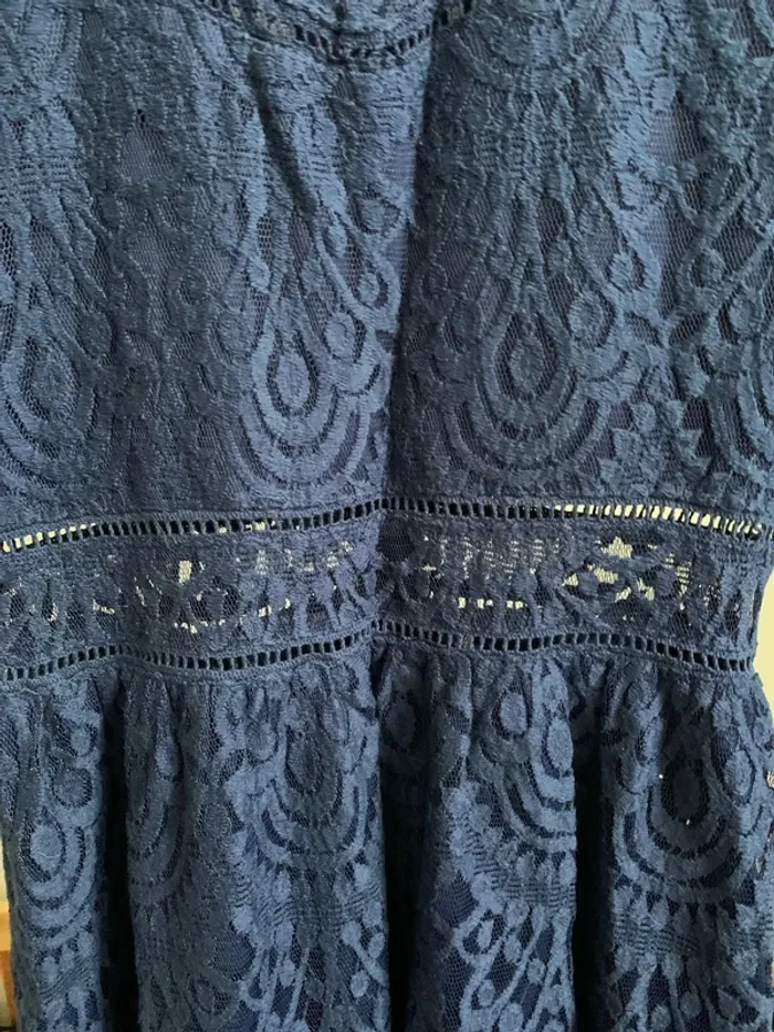 Robe dentelle bleu - photo numéro 2