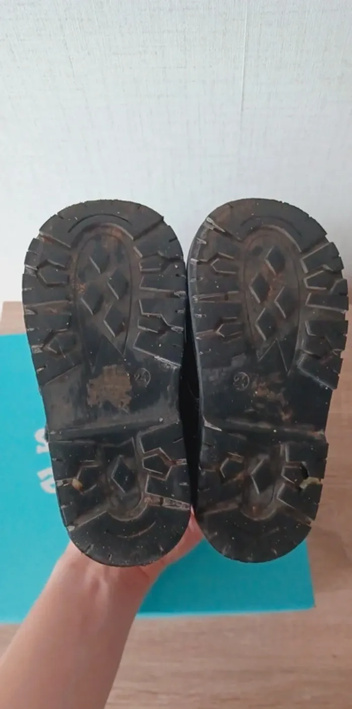 Bottines noires garçon taille 24 - photo numéro 10
