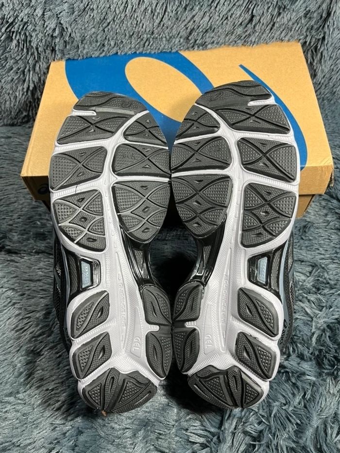 ASICS GEL-NYC noir Taille 41.5 - photo numéro 7