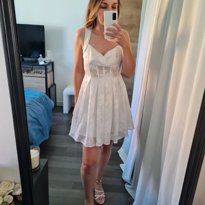 Robe de mariée courte blanche 🤍