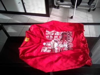 Tee shirt manches longues. SNOOPY.  10 ans