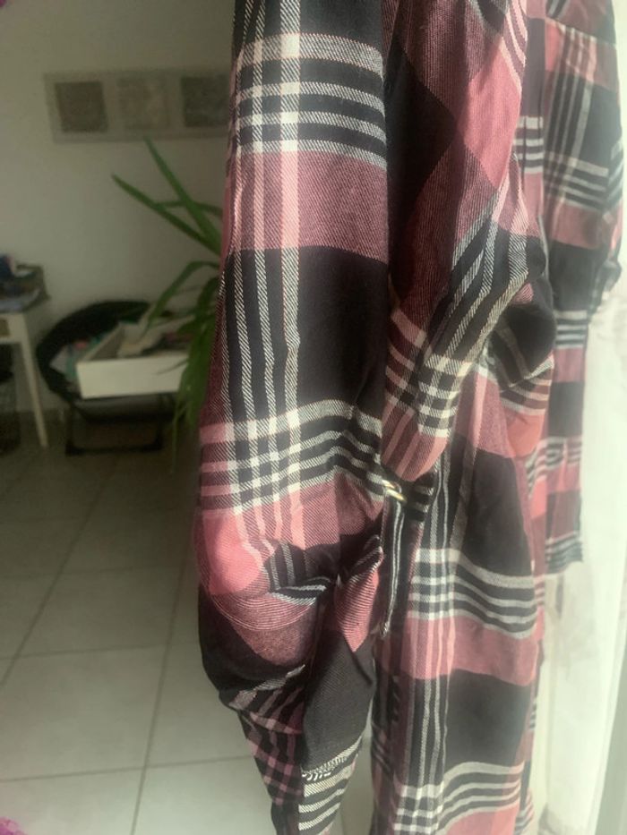 Très jolie blouse à carreaux - photo numéro 3