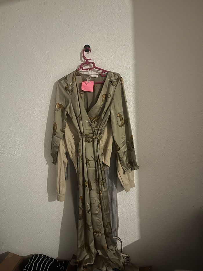 Vêtements pour femme - photo numéro 3