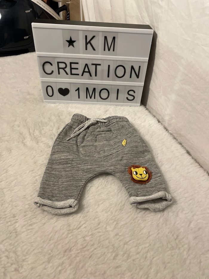 Pantalon 1 mois kiabi - photo numéro 1