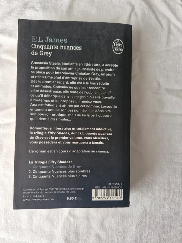 Cinquante nuances de Grey - photo numéro 2