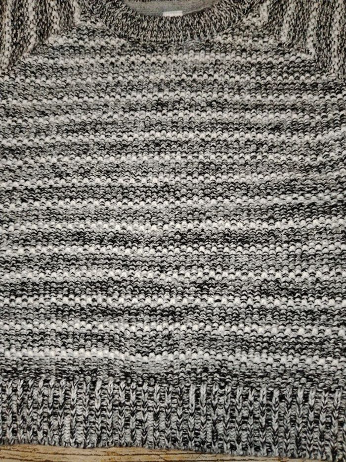 Joli pull garçon 6 mois 68 cm - photo numéro 2