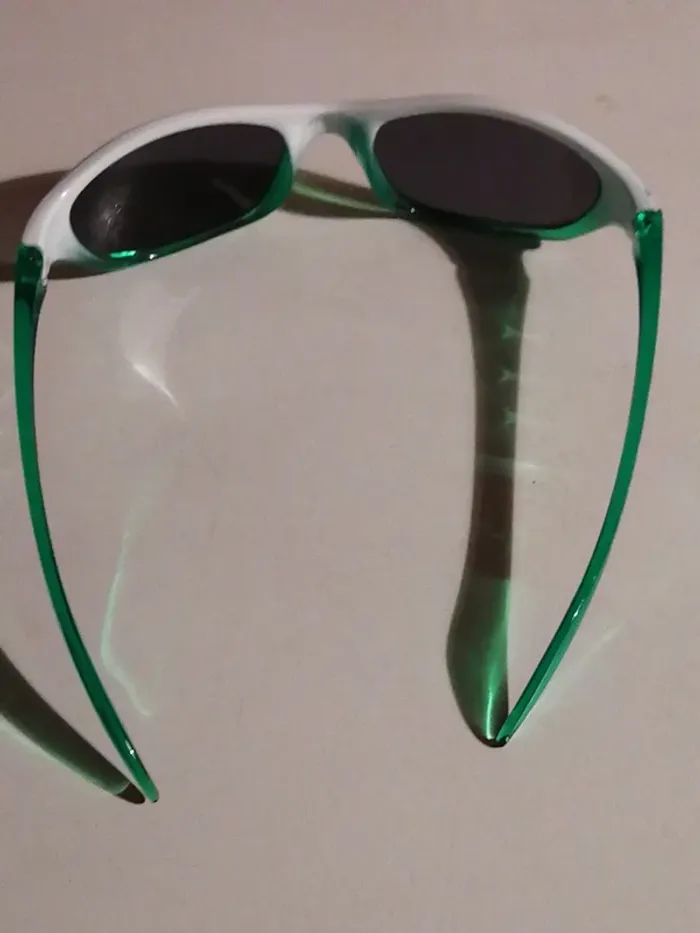 Lunettes de soleil Enfant ASSE 💚 - photo numéro 4