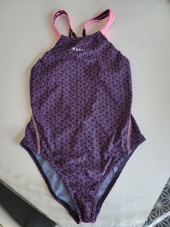 Maillot de bain fille 6-8 ans