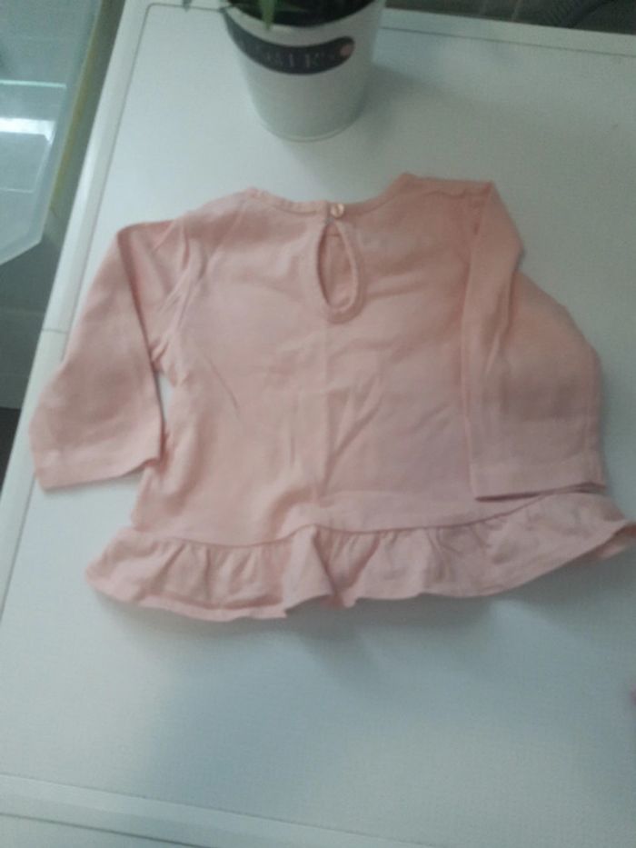 🌸 tee-shirt manches longues fille en 3 mois Kiabi 🌸 - photo numéro 3