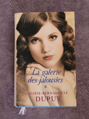 La galerie des jalousies Par Marie-Bernadette Dupuy