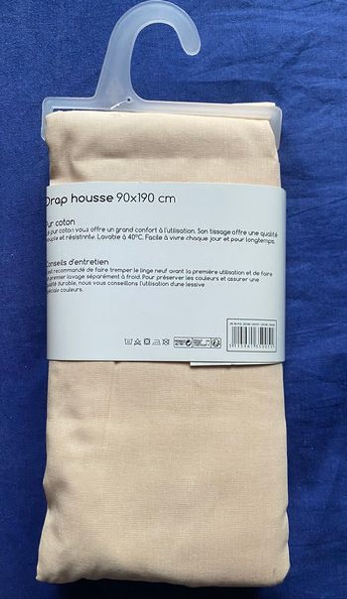 NEUF : drap housse 1 personne 190*90 - photo numéro 2
