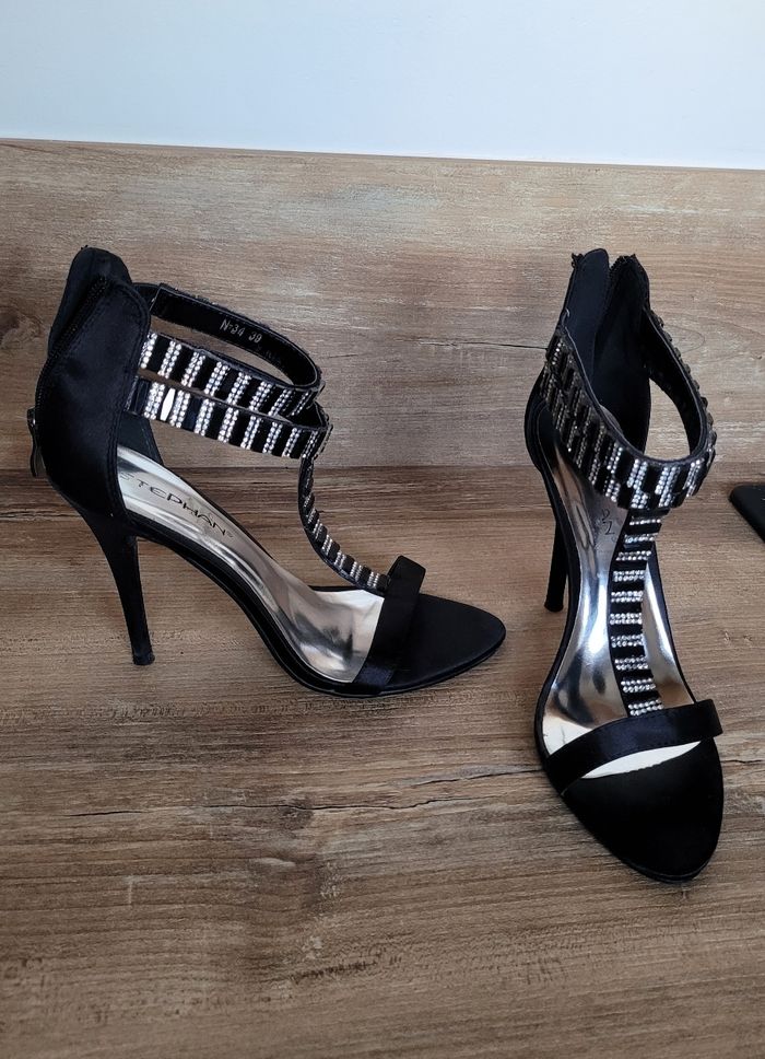 Escarpins strass - photo numéro 3