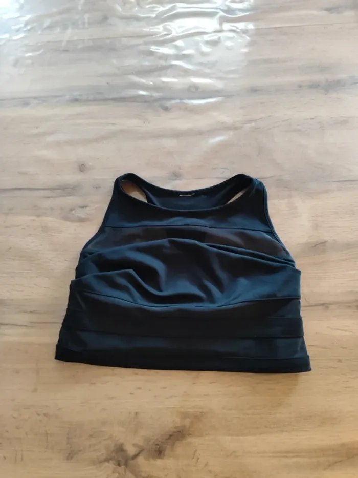 Top Fabletics Sport S Noir - Impeccable ! À saisir !