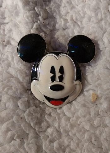 Pins Disney mickey en 3d
