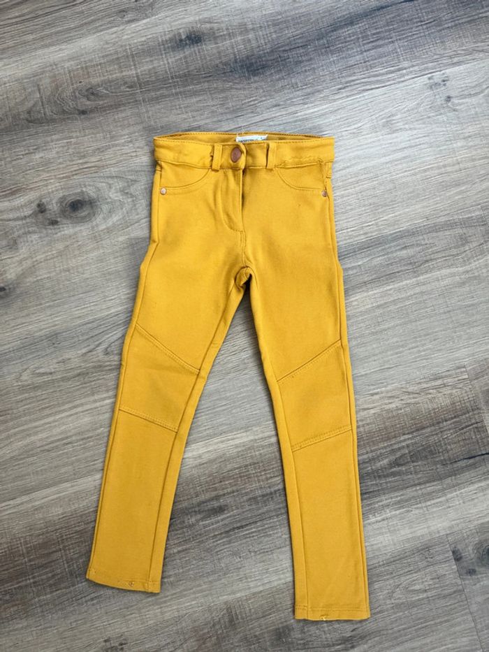 Pantalon moutarde 4 ans