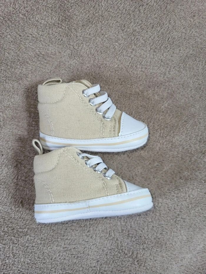 Chaussures bébé 0-6 mois - photo numéro 3