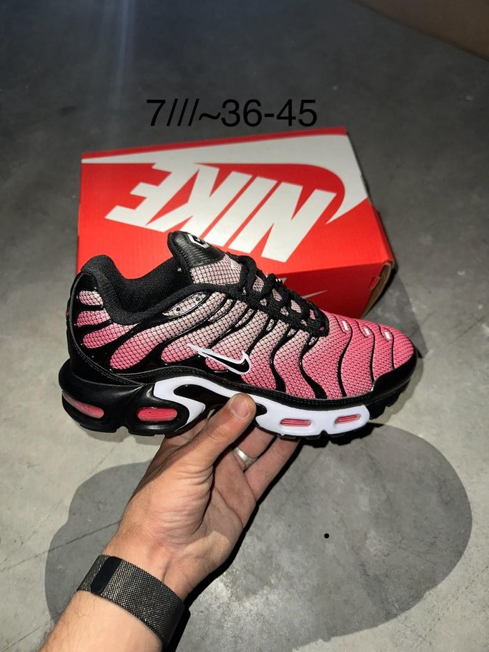 Nike tn vrunk rose 37 Achat occasion Baskets (garçon) Nike 37