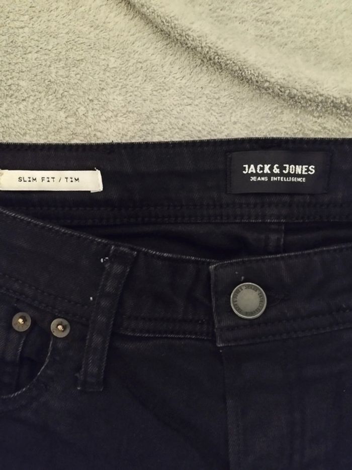 Jean Femme Jack and Jones taille 38. - photo numéro 2