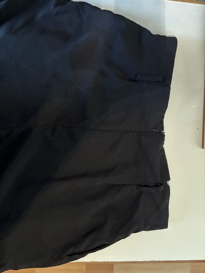 Short noir - photo numéro 3