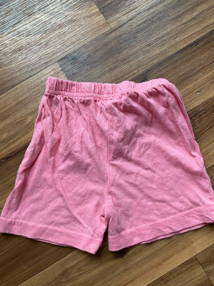 Short fille - photo numéro 3