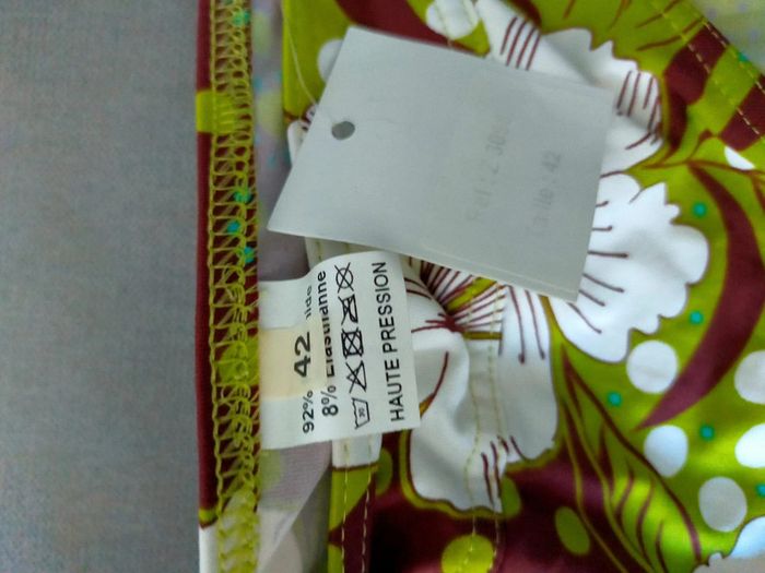 Bas de maillot femme – Imprimé tropical vert & bordeaux – Haute Pression – Neuf avec étiquette - photo numéro 5