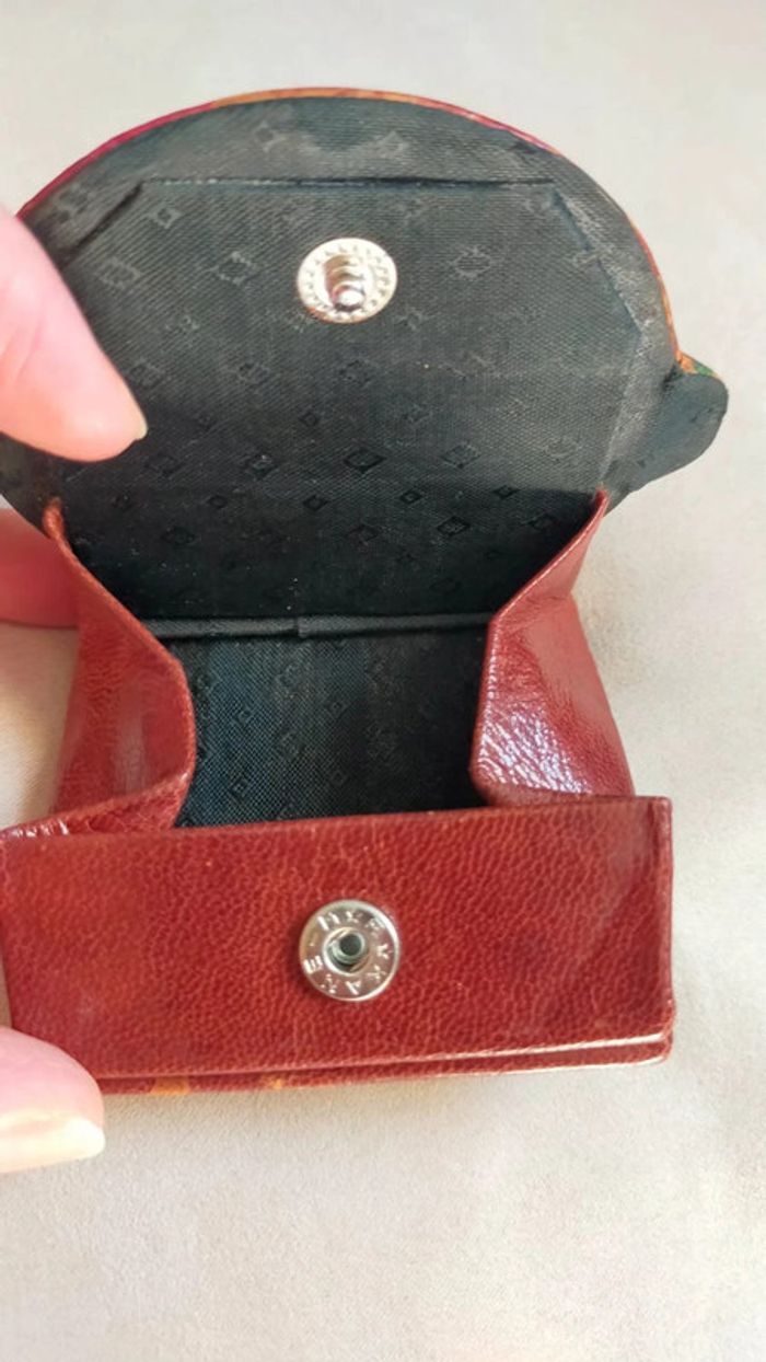 Petit porte-monnaie en cuir coloré – Forme poisson - photo numéro 4