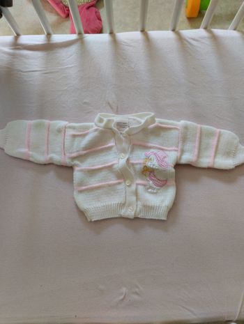 Gilet naissance a 3 mois en laine