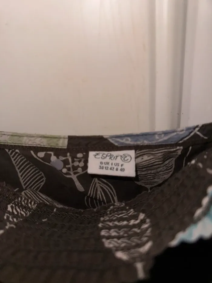 Robe à bretelles réglables Marque Esprit taille 40 - photo numéro 3